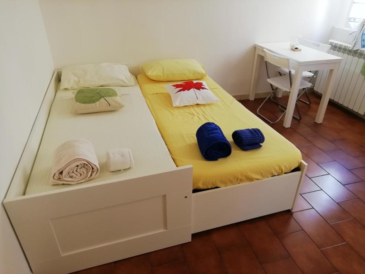 Ferienwohnung Over The Rainbow - Cozy Studio In The Centre Of Ferrara Exterior foto